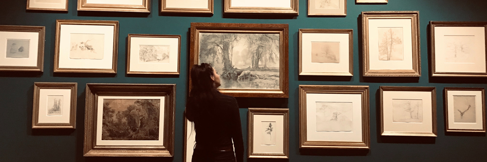 How to frame graduation photography